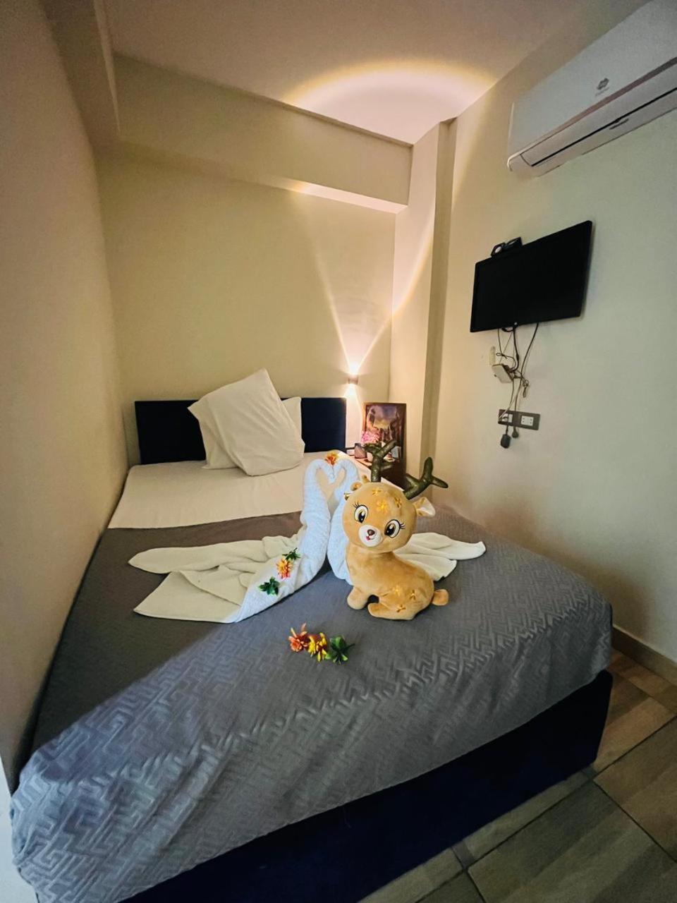 Revent Hotel Il Il Cairo Esterno foto